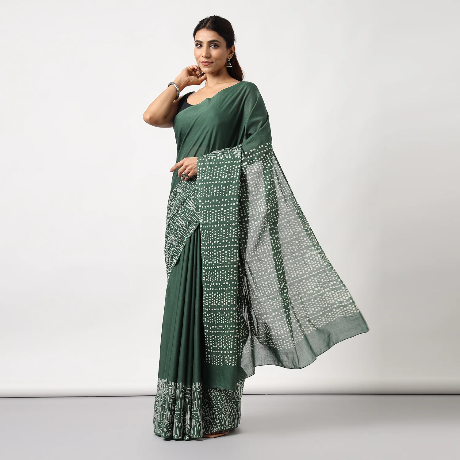 Birdsong - Hand Block Print Mulmul Cotton Bagru Saree - Image 4