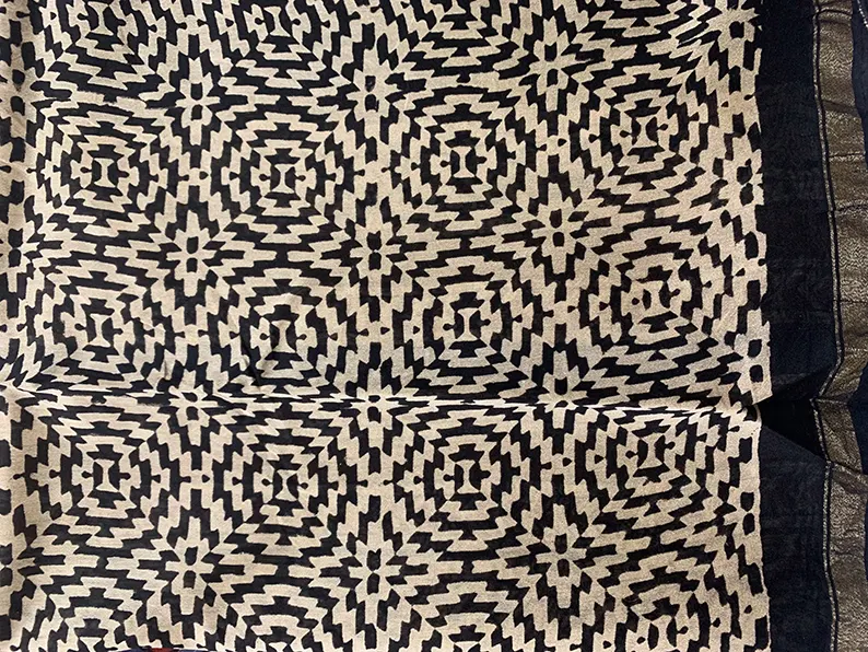 Chinese Checkers- Hand Block Print Chanderi Silk Saree - Image 7