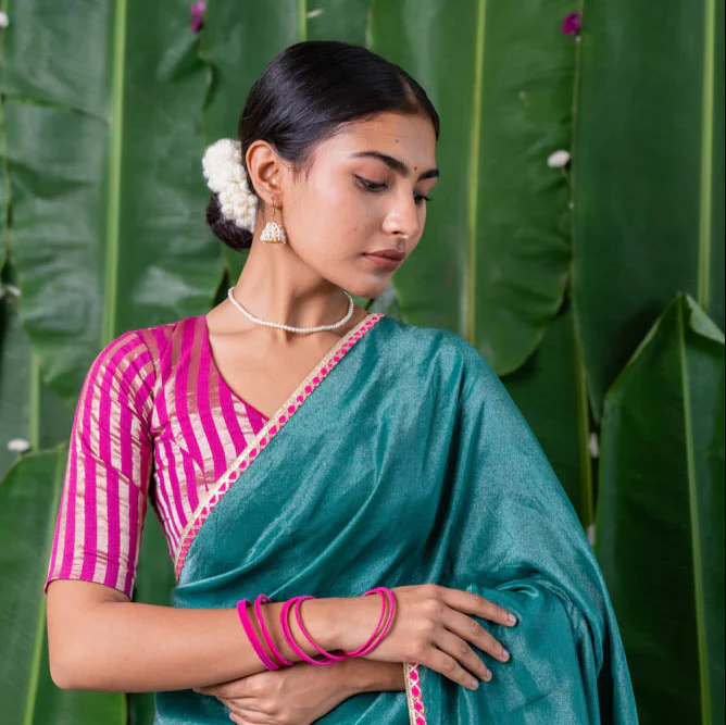 Crochet Flower Gajra Scrunchie Handmade White - Image 5