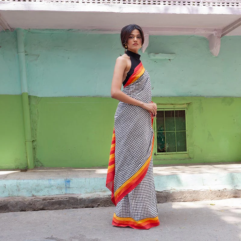 Haseena Hand Block Print Mul Mul Cotton Saree - Image 4