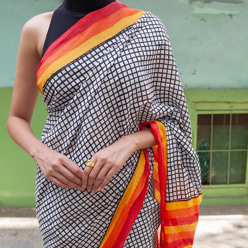 Haseena Hand Block Print Mul Mul Cotton Saree - Image 5