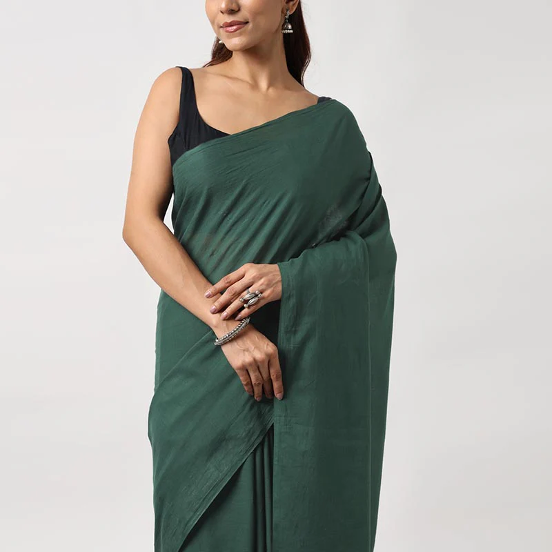 Kerala Calling - Dark Green Mulmul Cotton Saree with Tassels - Image 7