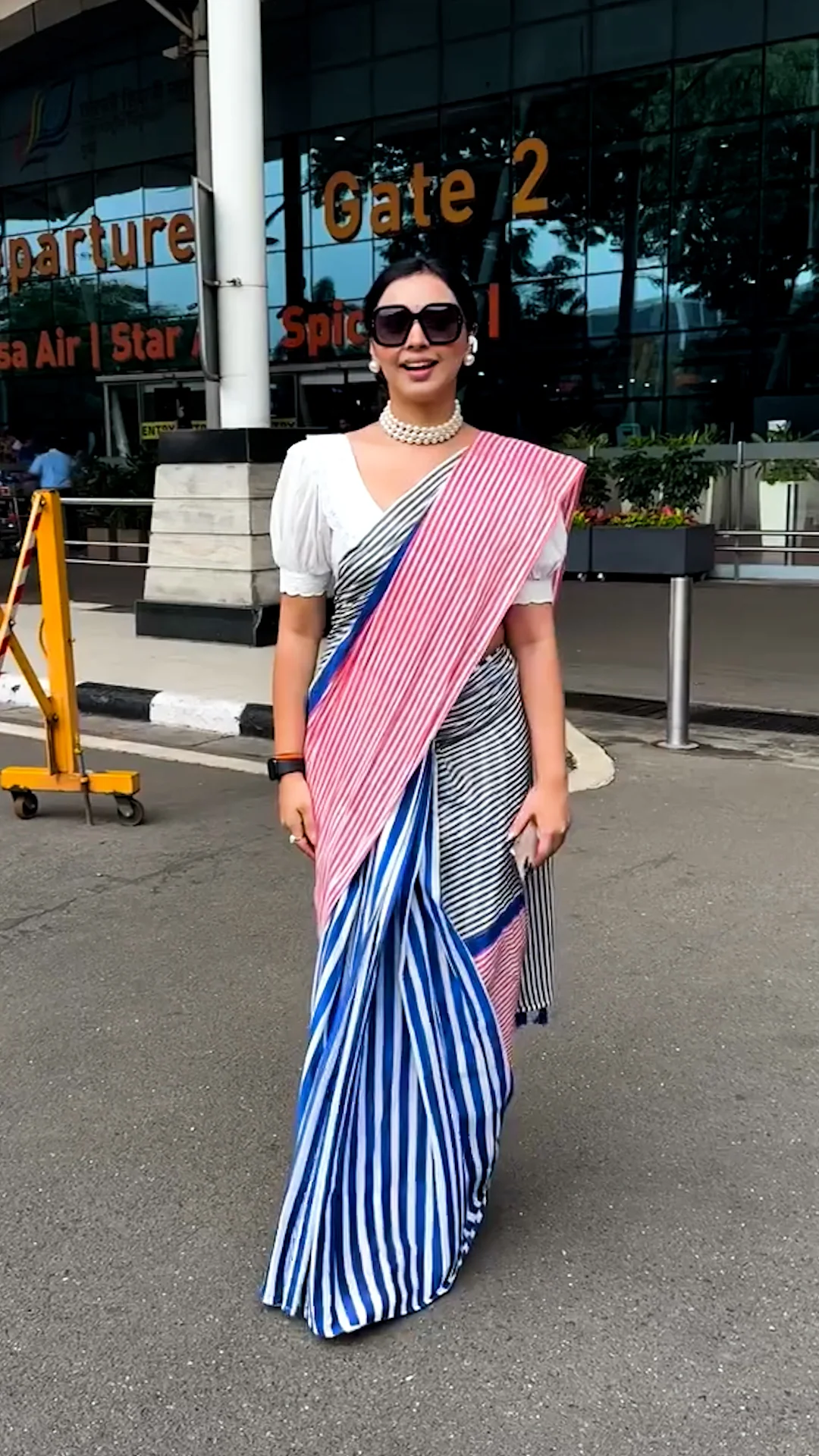 Laila Hand Block Print Mul Mul Cotton Saree - Image 4