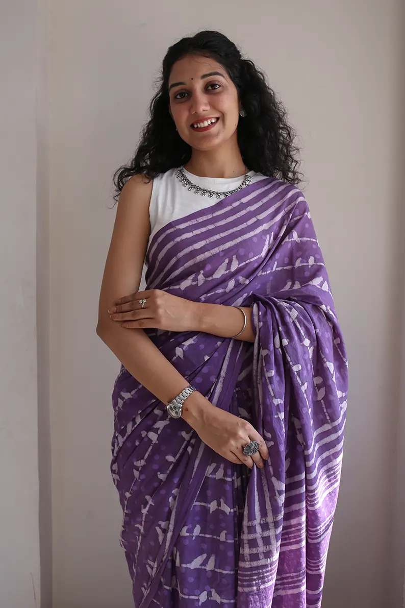 Little Birdies - Hand Block Print Mulmul Cotton Bagru Saree - Image 3