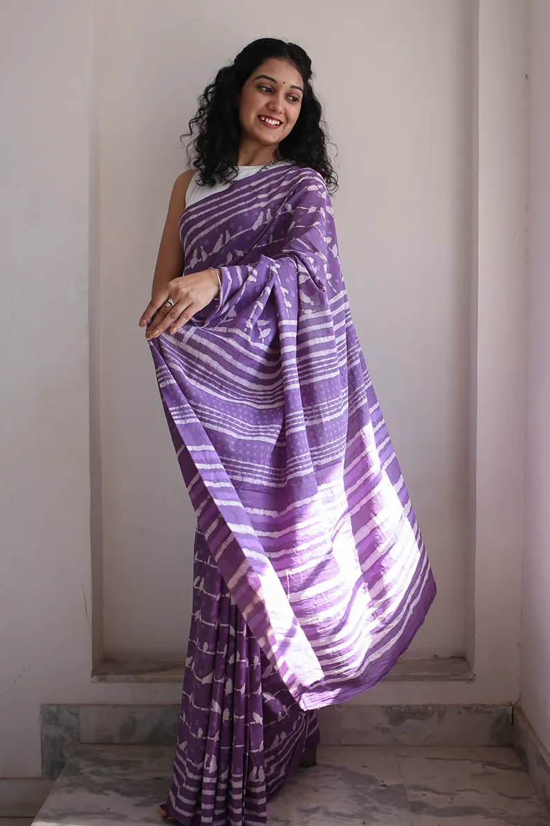 Little Birdies - Hand Block Print Mulmul Cotton Bagru Saree - Image 4