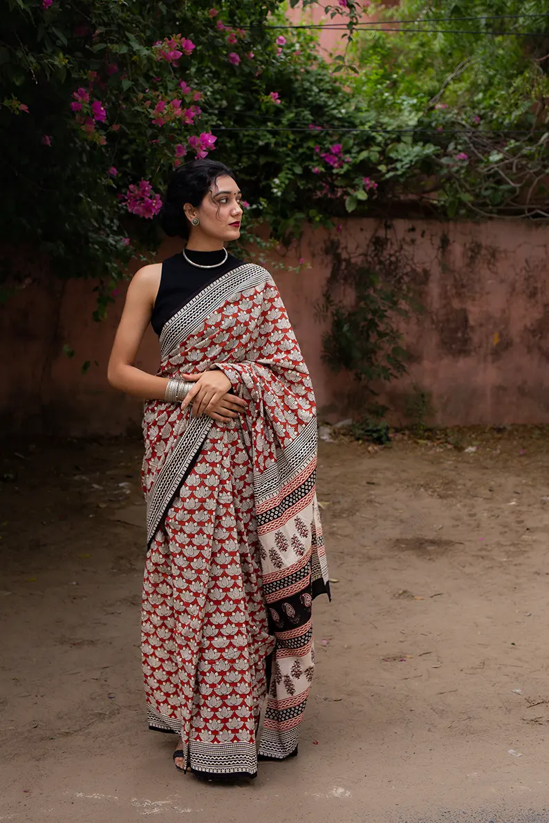 Lotus Sutra - Hand Block Print Mulmul Cotton Bagru Saree - Image 5