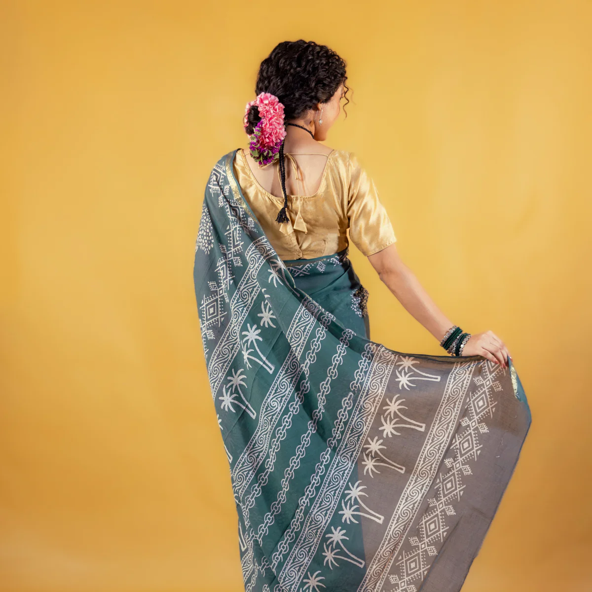 Madhavi Block Printed Saree with Zari border - Image 4