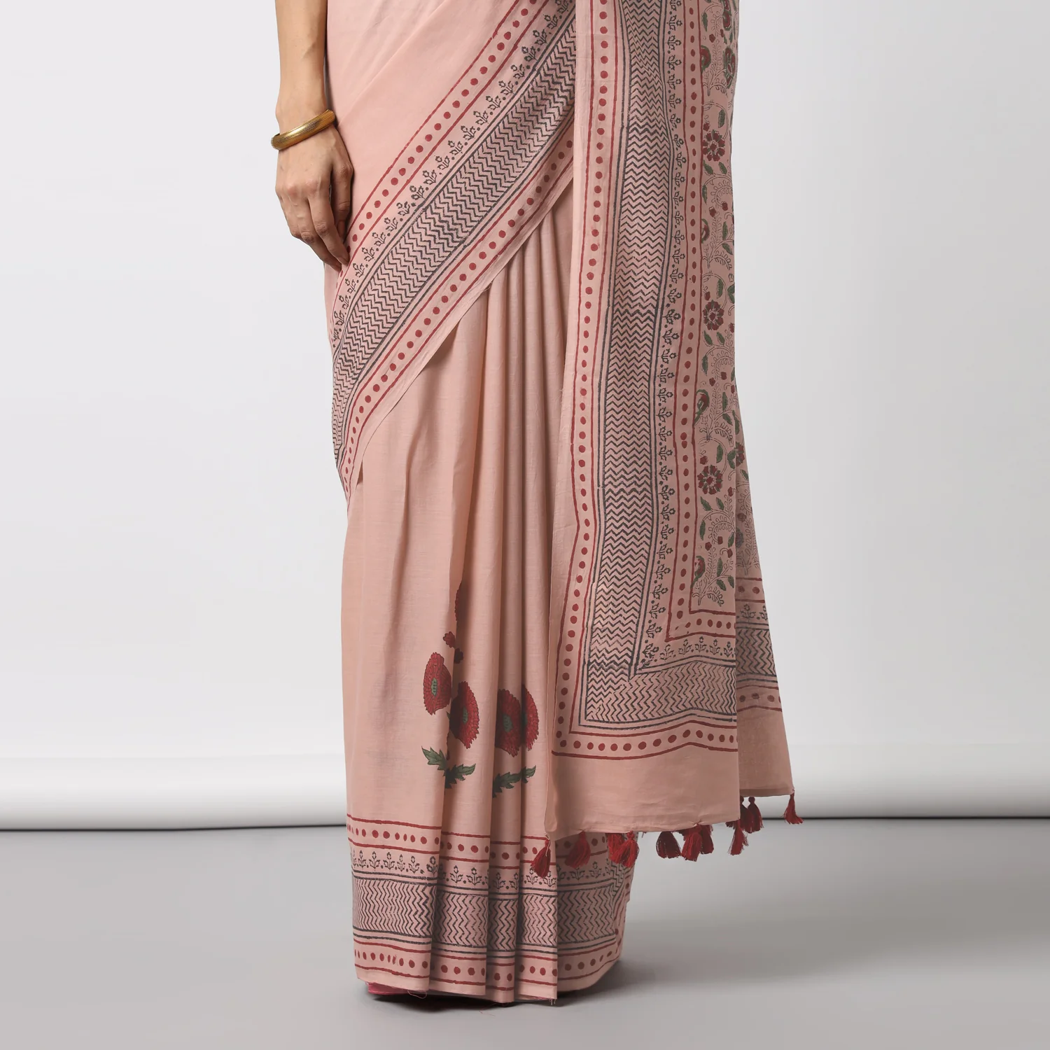 Old Rose - Hand Block Printed Mulmul Cotton Bagru Saree - Image 8
