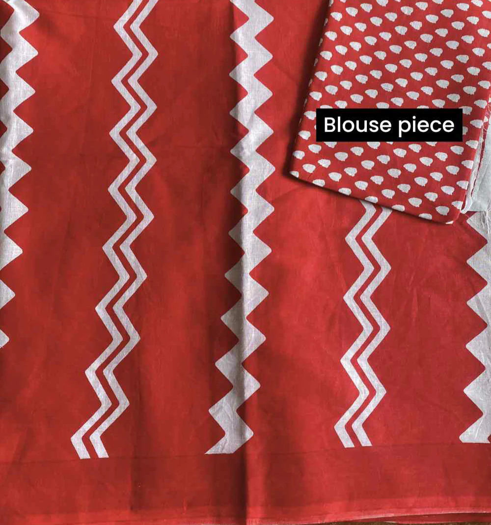 Pakeezah Red Printed Mulmul Cotton Saree - Image 7