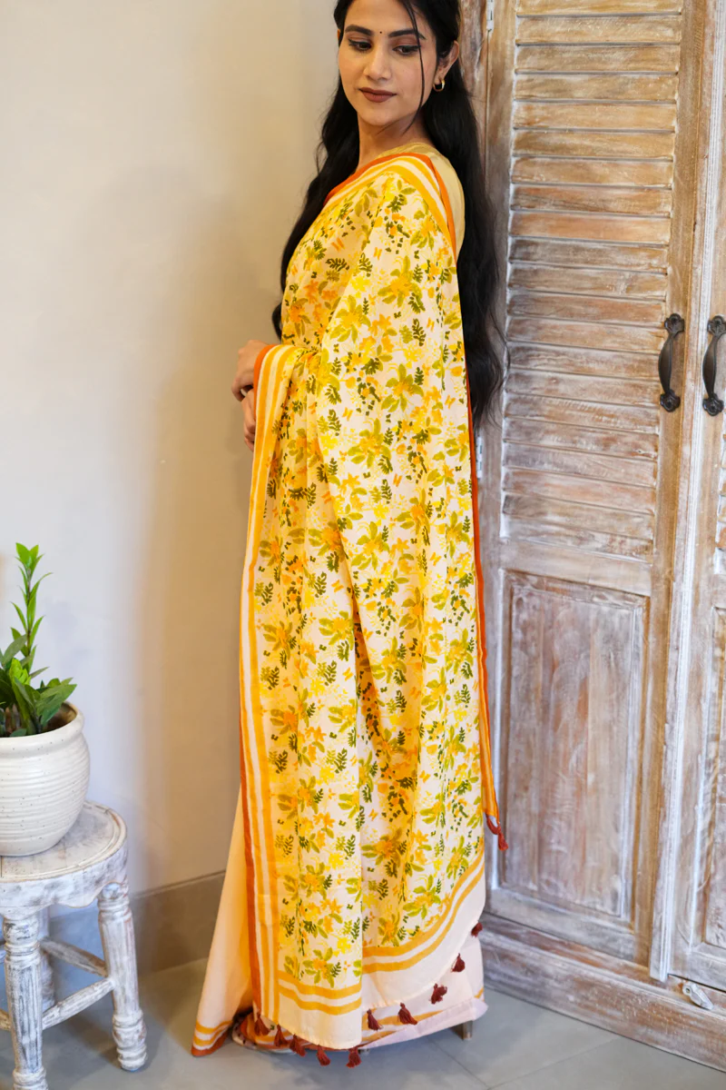 Peach Blooms Hand Block Print Mulmul Cotton Saree - Image 5