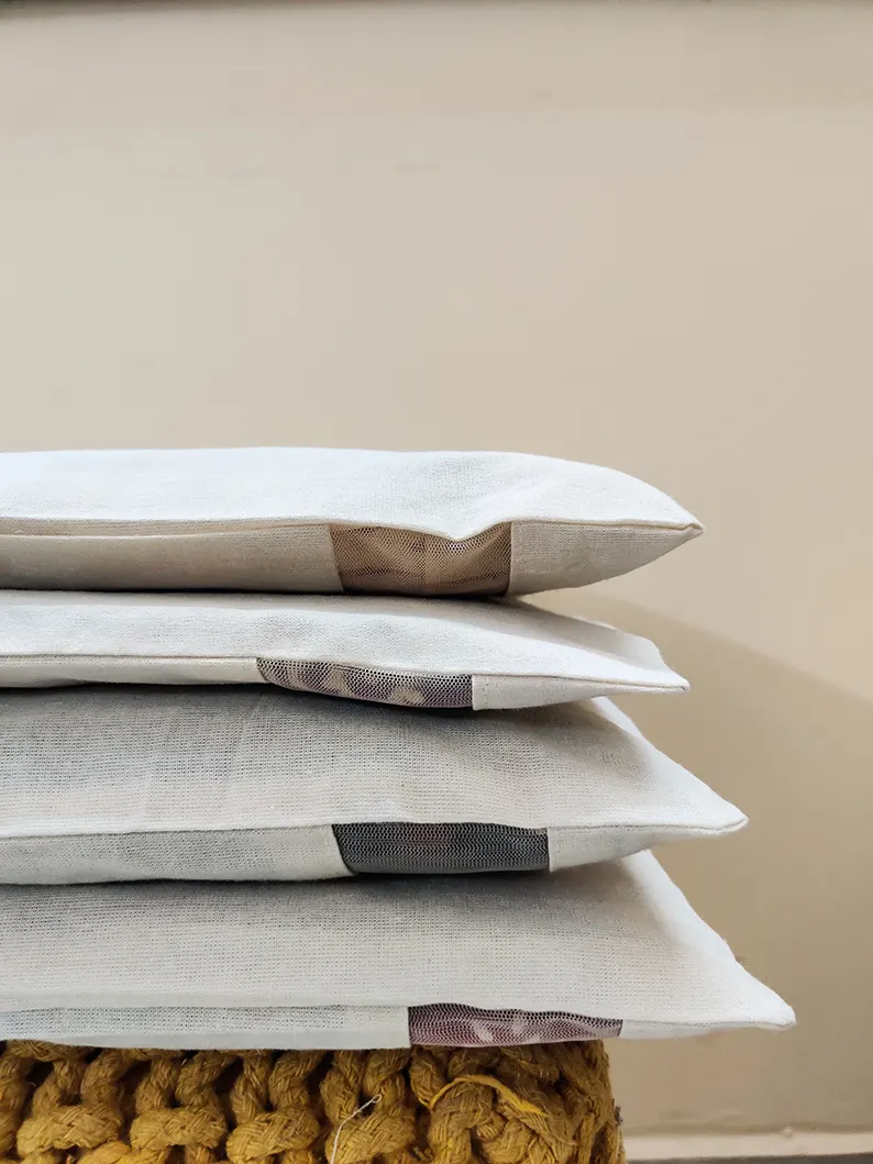 Reusable Cotton Single Saree Cover with Button Closure - Image 5