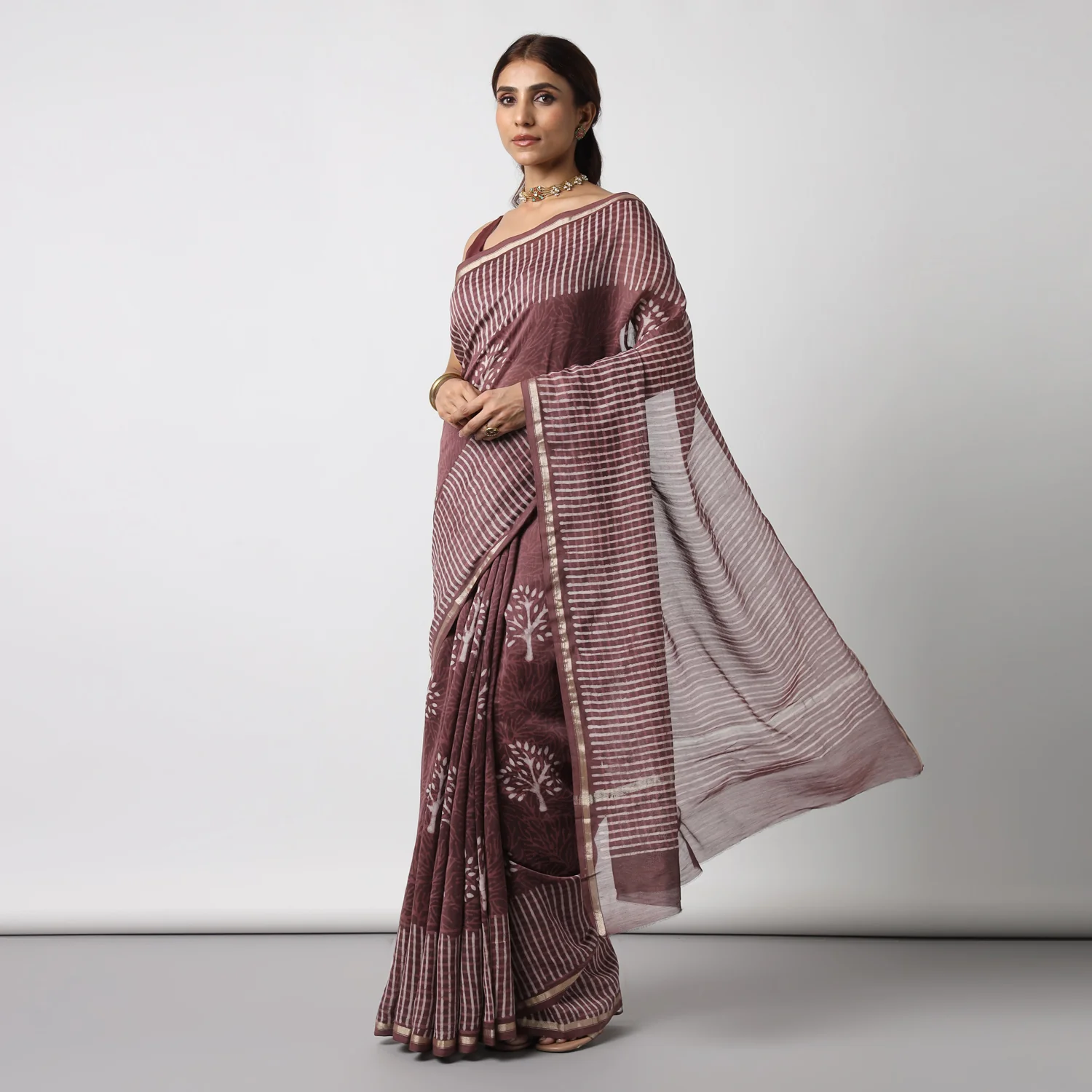 Revathy - Rose Taupe Hand Block Print Chanderi Silk Saree - Image 3