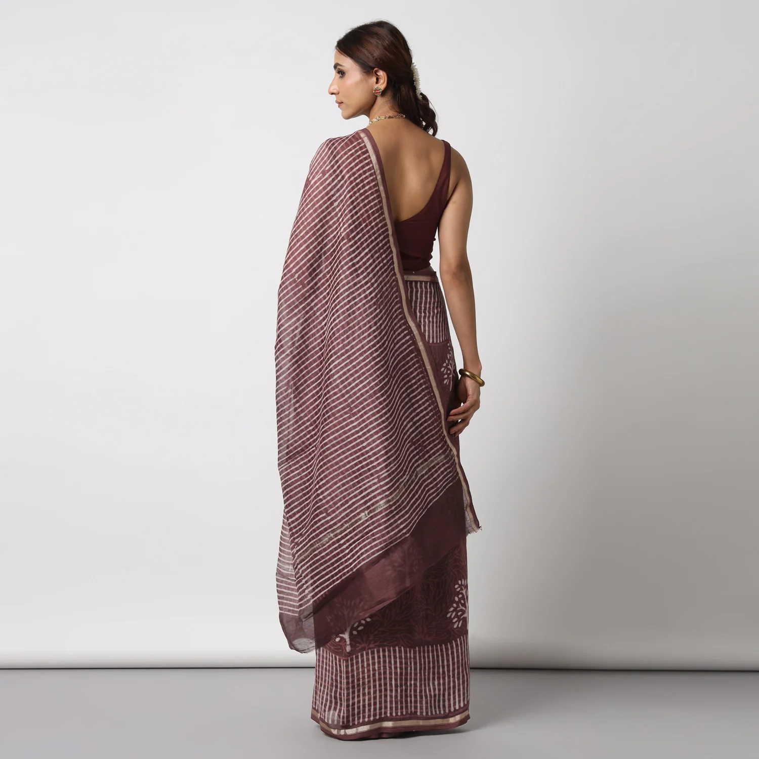 Revathy - Rose Taupe Hand Block Print Chanderi Silk Saree - Image 5