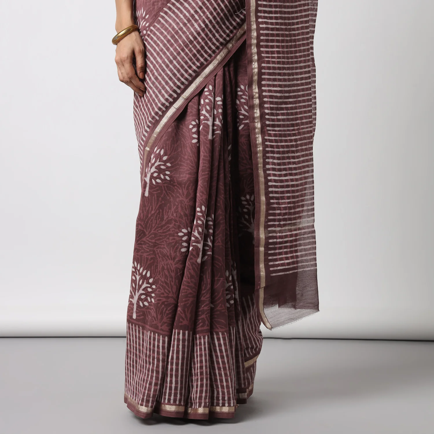 Revathy - Rose Taupe Hand Block Print Chanderi Silk Saree - Image 7