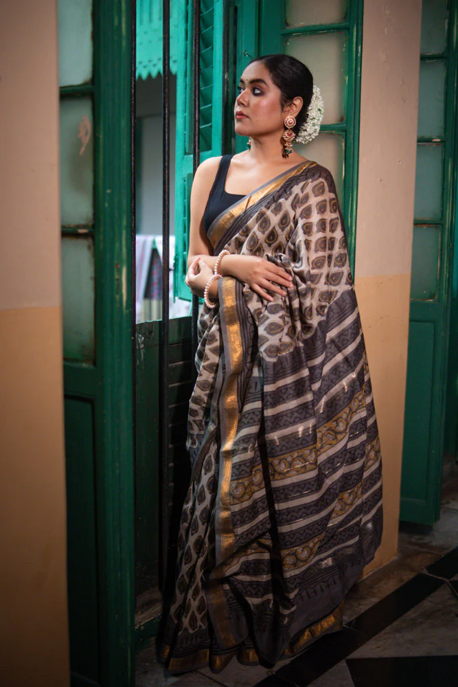 River Dust - Hand Block Printed Silk Cotton Maheshwari Saree - Image 6