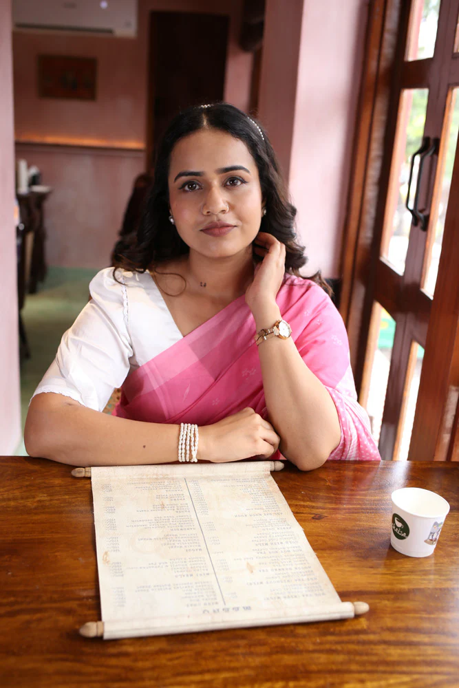 Rose-tinted memories Printed Mulmul Cotton Saree - Image 10