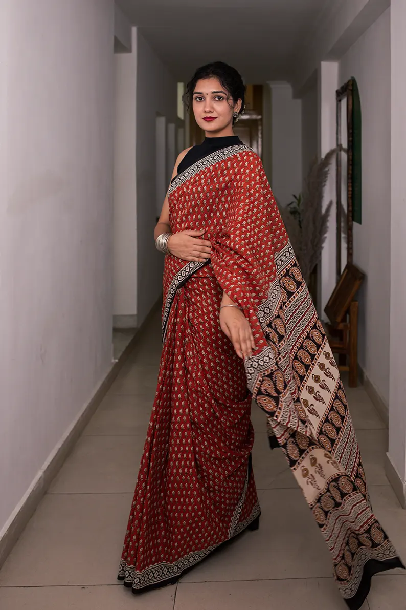 Ruby Red - Hand Block Print Mulmul Cotton Bagru Saree - Image 3