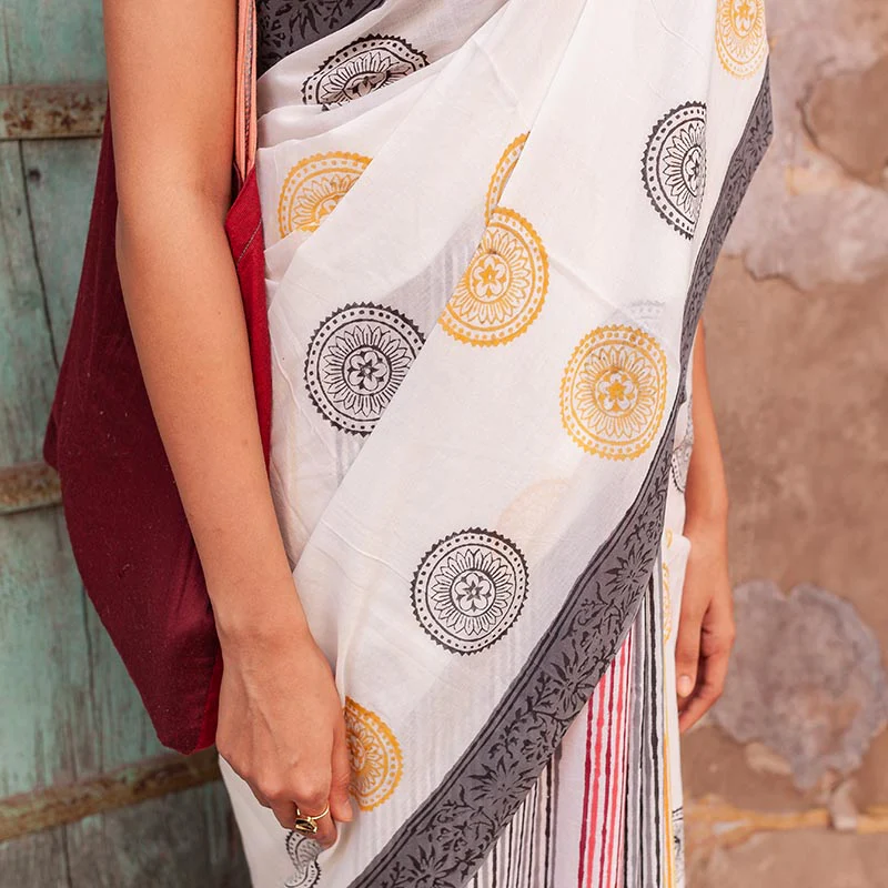 Saira Hand Block Print Mul Mul Cotton Saree - Image 6