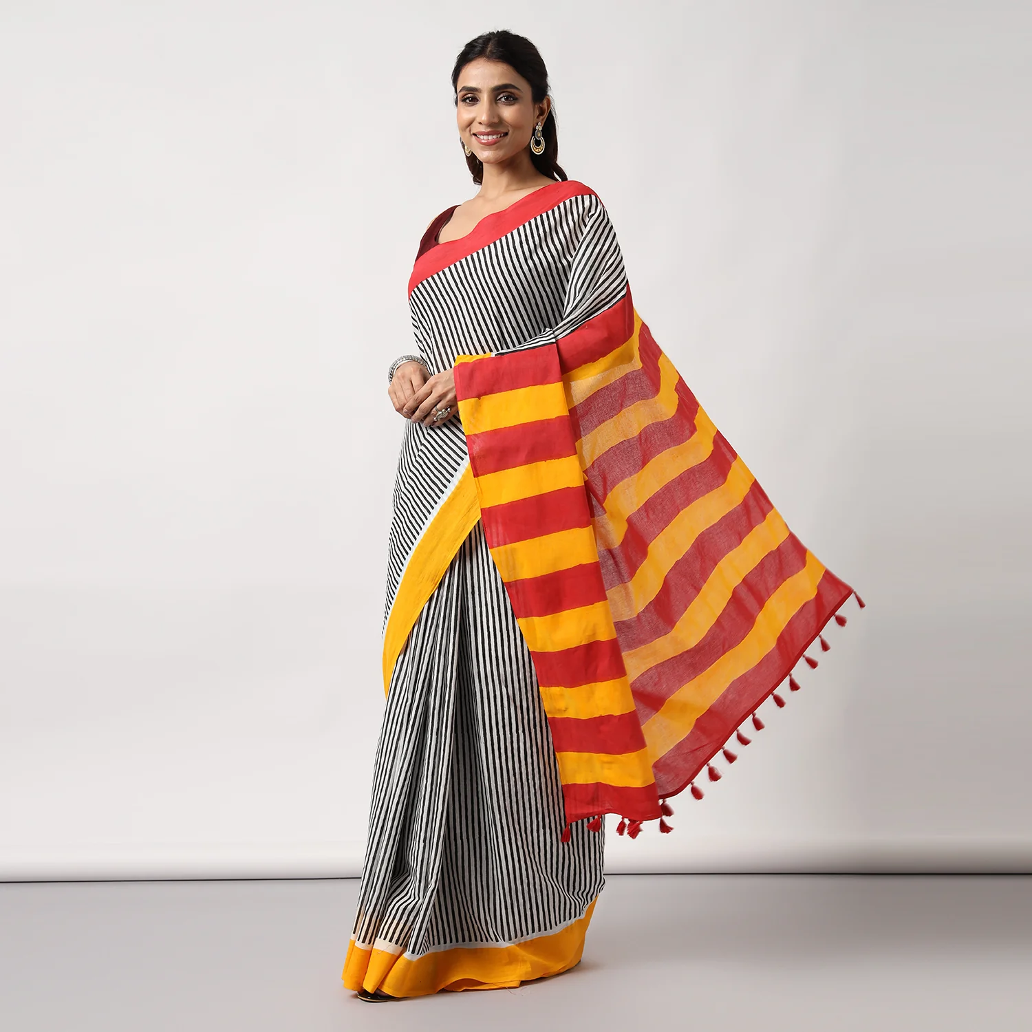 Sharmila Hand Block Print Mul Mul Cotton Saree - Image 3