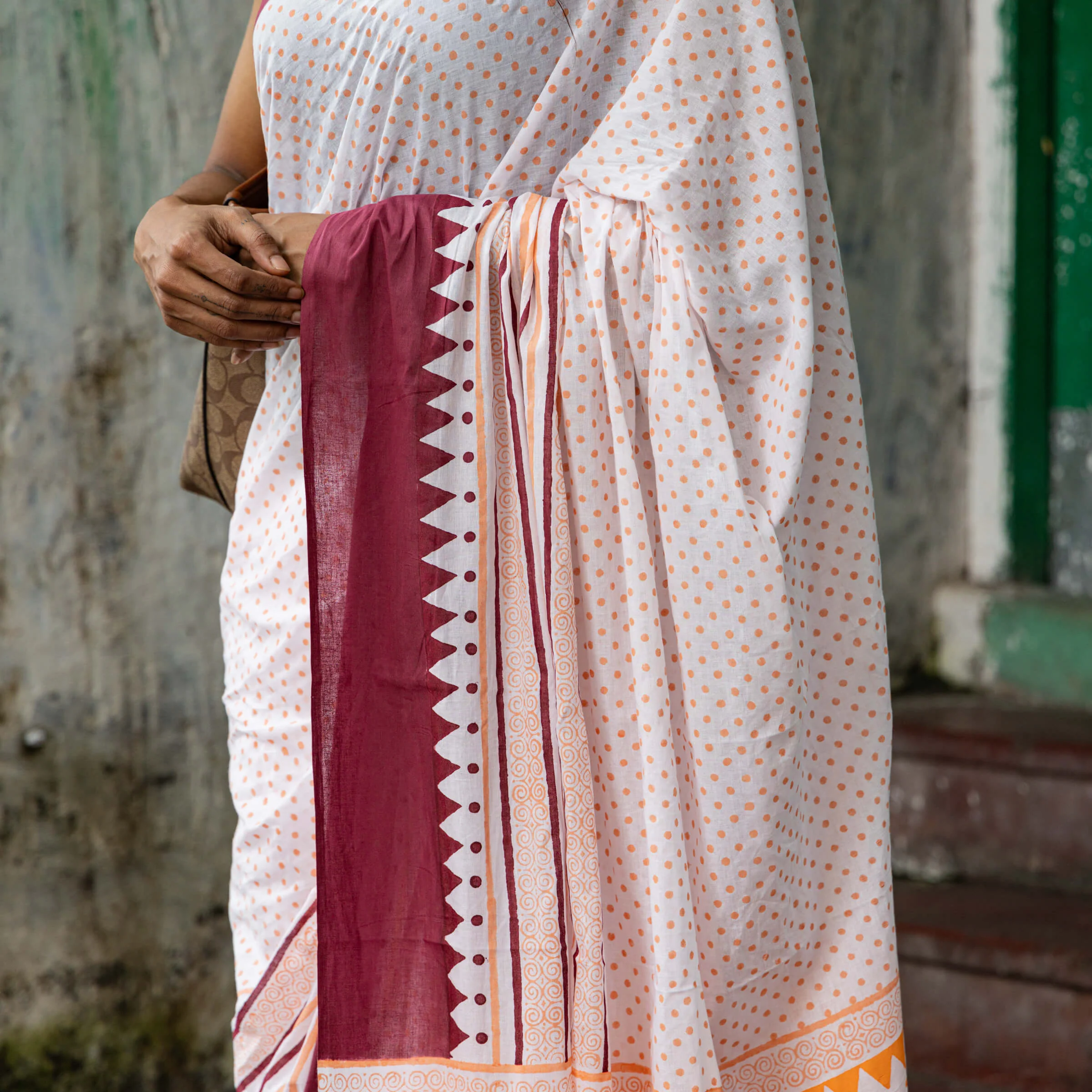 Sunset Hues - Mul Cotton Hand Block Printed Saree - Image 4