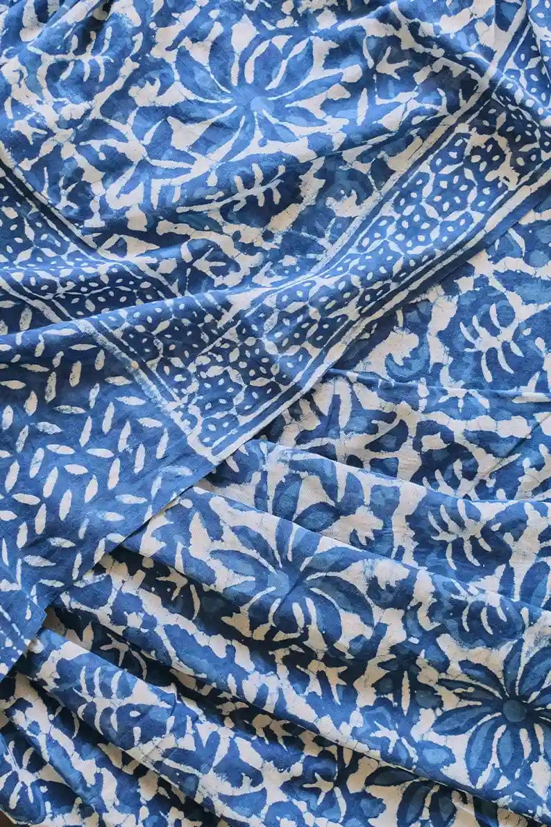 Take me back to Benaras - Indigo Dabu Hand Block Printed Mulmul Cotton Bagru Saree - Image 4