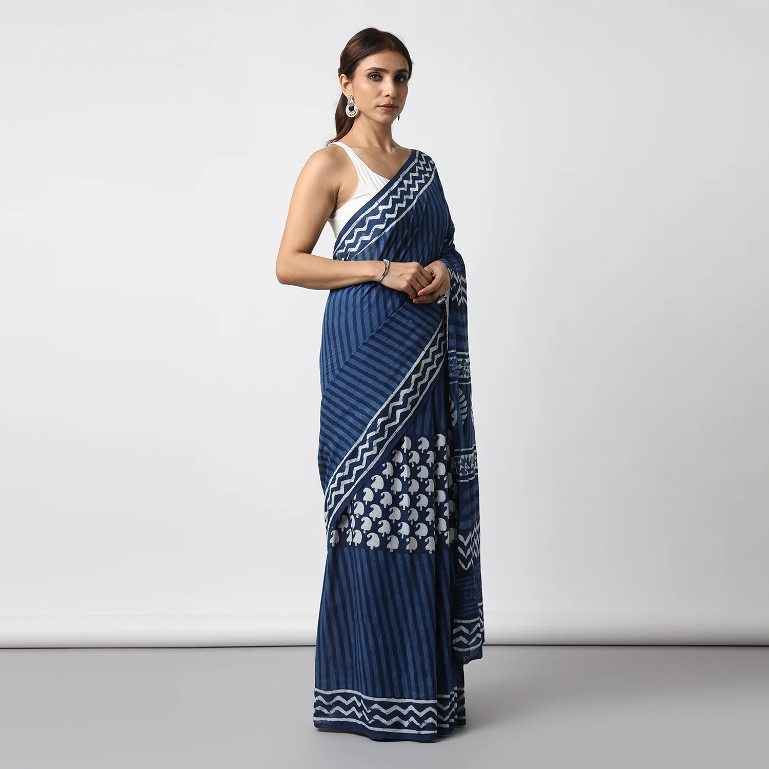 Time Flies - Hand Block Print Mulmul Cotton Bagru Saree - Image 3