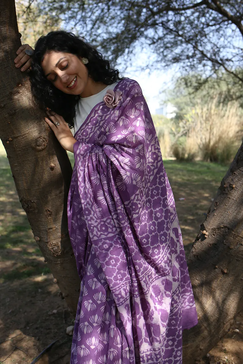 Wild Violet - Dabu Hand Block Print Mulmul Cotton Bagru Saree - Image 3