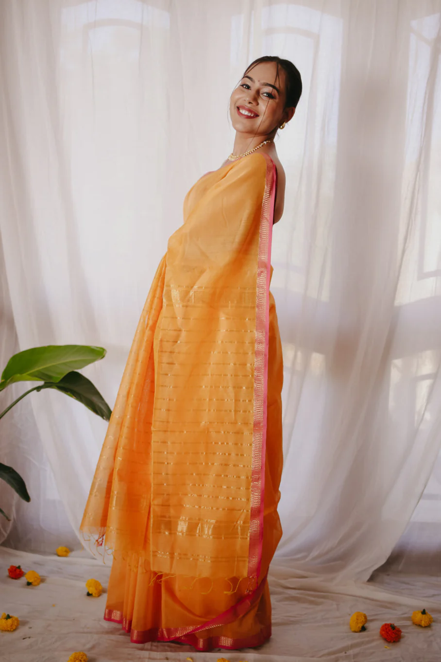 Yellow Pure Silk Cotton Maheshwari Saree - Image 3